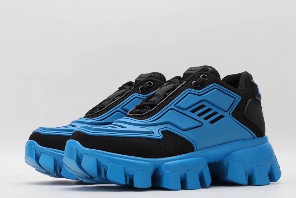 P*rada SNEAKER